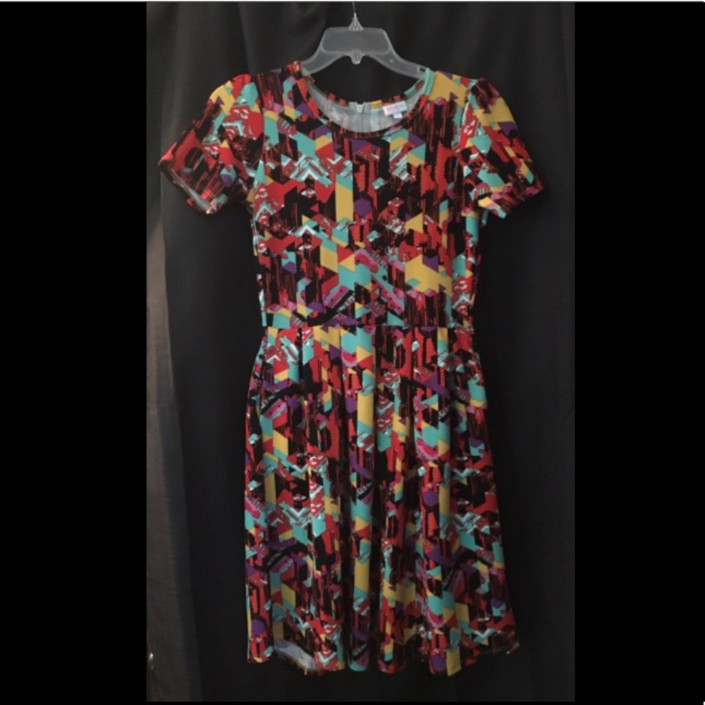 LuLaRoe Amelia M